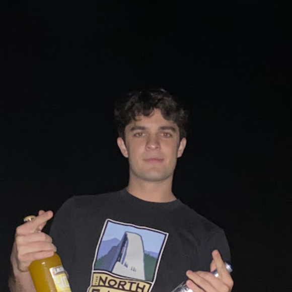 Meet your Posher, Kyle - Picture 1 of 1